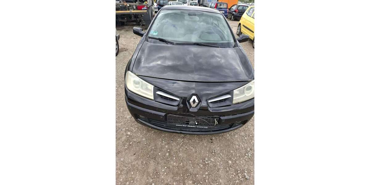 Renault Megane 184.000 km 490 &euro; München 81829