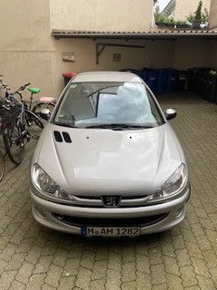 Peugeot 206 80.000 km 2.490 &euro; München 80333