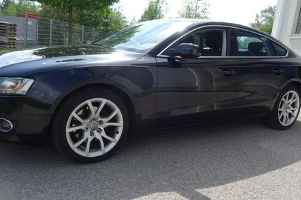 Audi A5 187.000 km 11.900 &euro; München 81249