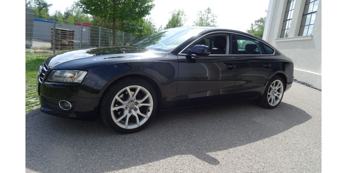 Audi A5 187.000 km 11.900 &euro; München 81249
