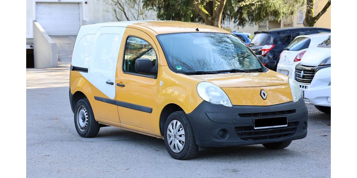 Renault Kangoo 221.880 km 3.990 &euro; München 81369