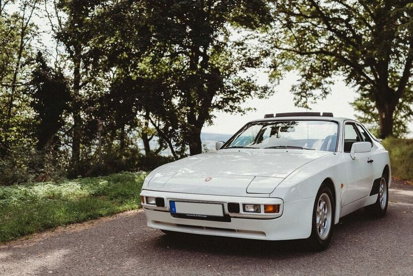 944