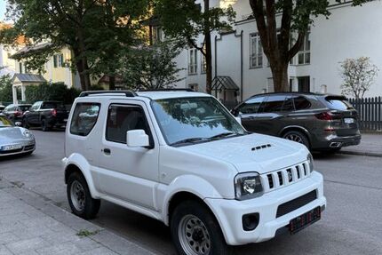 Suzuki Jimny 38.456 km 16.490 &euro; München 81679
