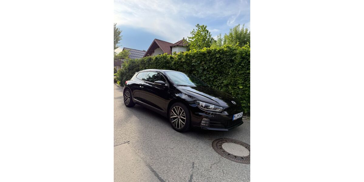 VW Scirocco 163.000 km 12.999 &euro; München 81539