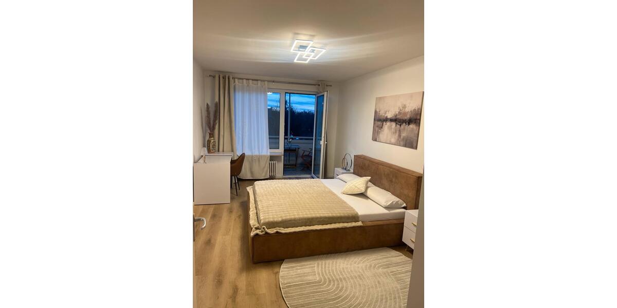 WG-Zimmer m. eigenem Balkon-90m2-möbliert-2er-WG, Olymp.West 3 zimmer