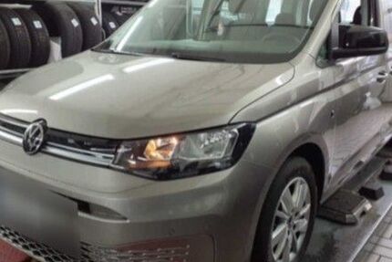 VW Caddy 13.183 km 24.960 € München 80686