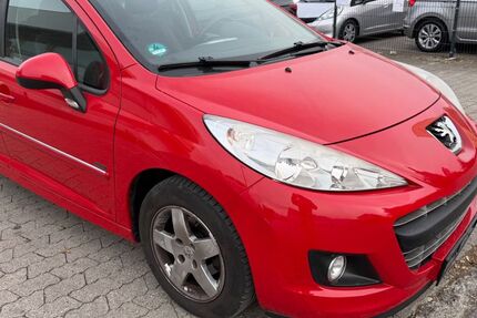 Peugeot 207 134.000 km 2.650 &euro; Garching bei München 85748