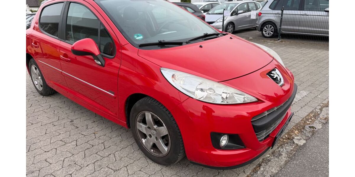 Peugeot 207 134.000 km 2.650 &euro; Garching bei München 85748