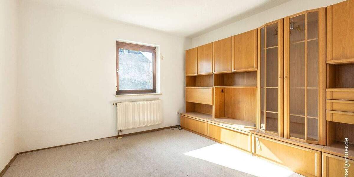 Doppelhaushälfte München Allach-Untermenzing - 6 Zimmer, 122 m&sup2;, 875.000&euro; | Angebot:25877212