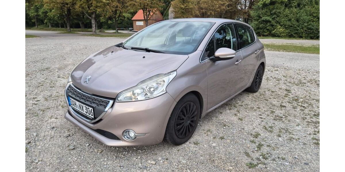 Peugeot 208 117.000 km 5.549 &euro; Dachau 85221