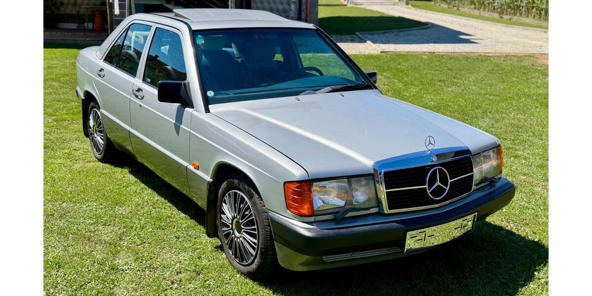 Mercedes-Benz 190 124.440 km 17.999 &euro; München 81739