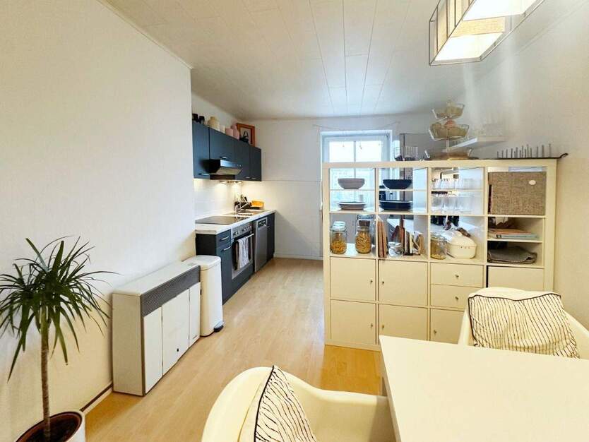 2,5-Zimmer-Wohnung mit Wohnküche und Balkon mitten in Pasing 2 zimmer