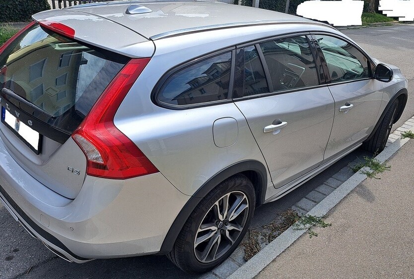 Volvo V60 93.000 km 23.900 € Dachau 85221