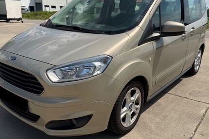 Ford Tourneo Courier 214.333 km 3.450 &euro; Fürstenfedbruck 82256