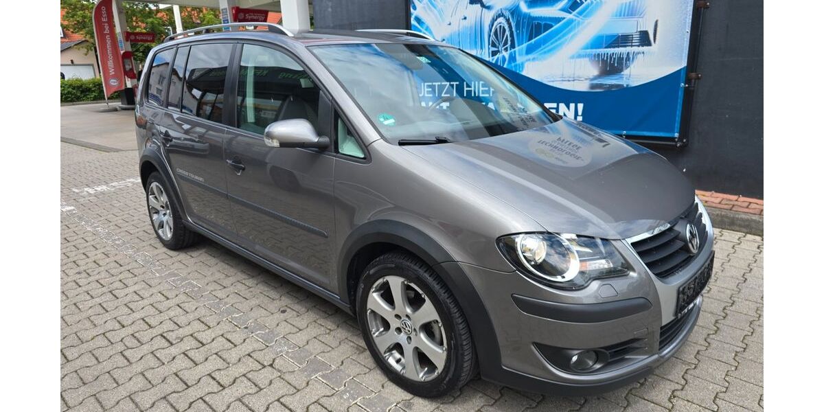 VW Touran 192.000 km 4.490 &euro; Garching 85748