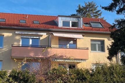 Vermietung: Helle 3 Zimmer DG Whg. in Gröbenzell, ca. 75 qm zimmer