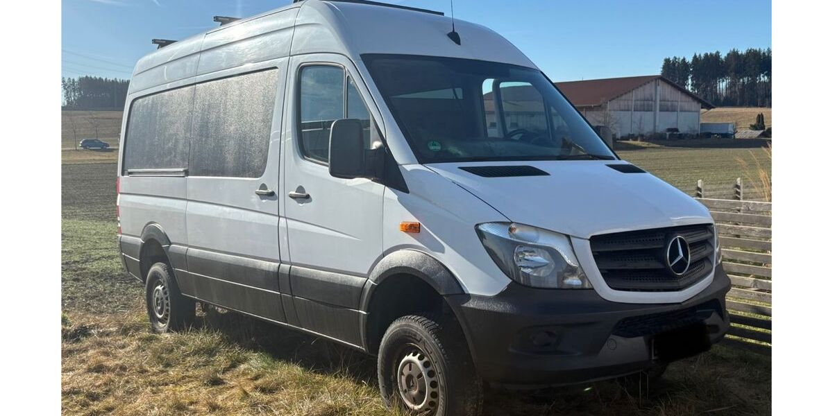Mercedes-Benz Sprinter 298.732 km 22.999 &euro; Gilching 82205