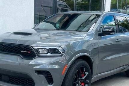 Dodge Durango 23.000 km 65.900 € München 81677