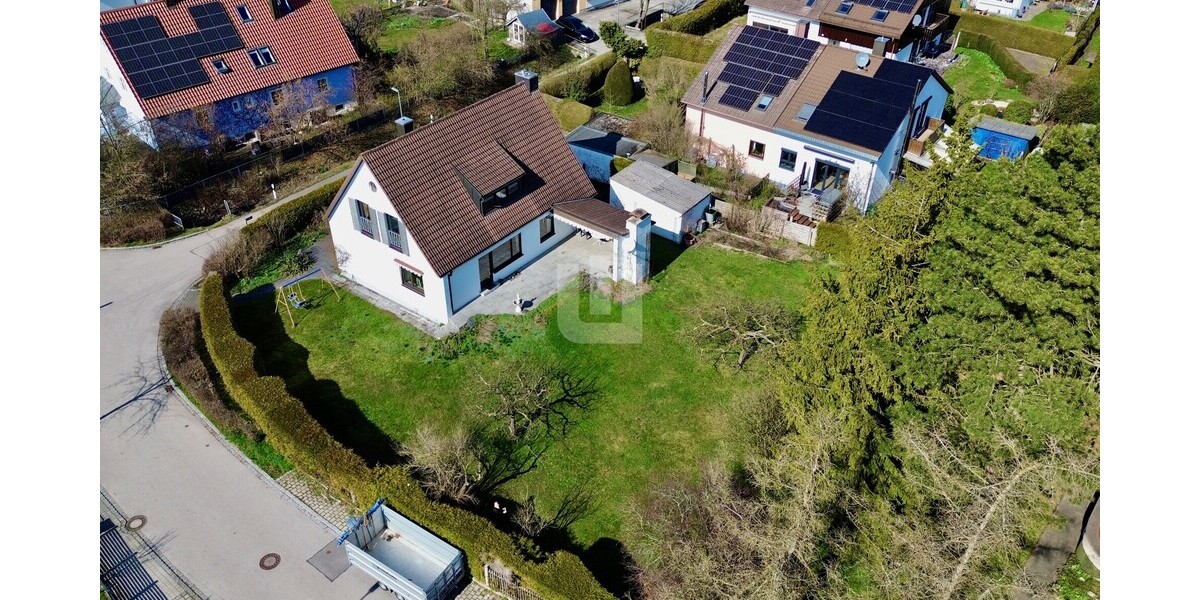 WINDISCH IMMOBILIEN – sanierungsbedürftiges Einfamilienhaus in Gröbenzell in ruhiger, zentraler Lage - Einfamilienhaus Gröbenzell | Angebot:26065692
