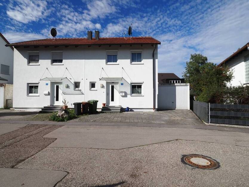 Charmante Doppelhaushälfte in Fahrenzhausen