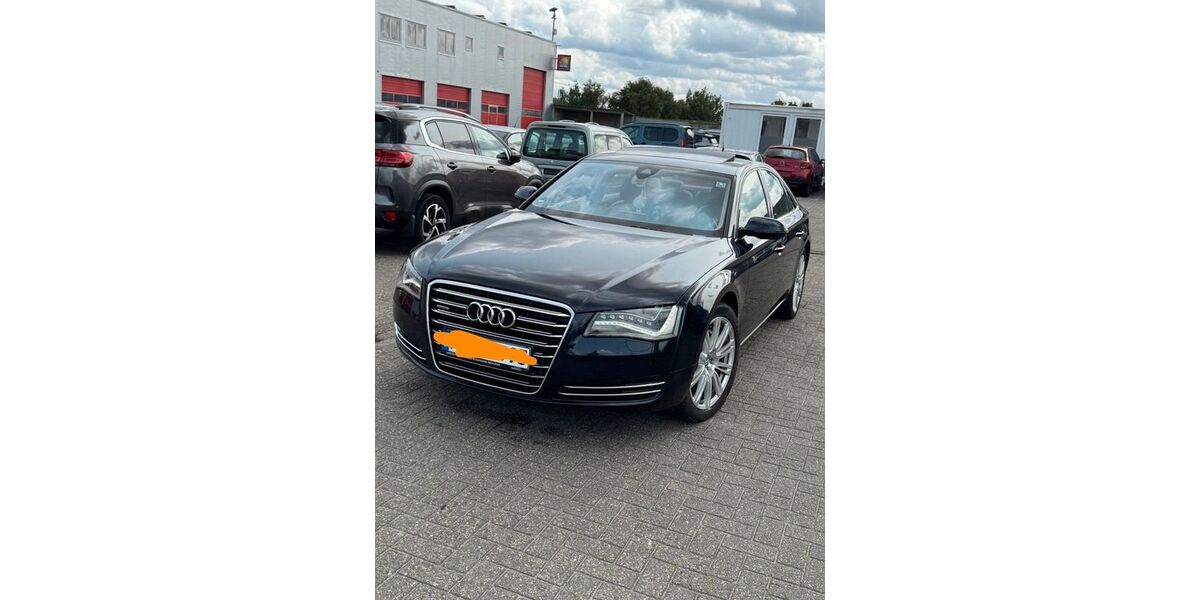 Audi A8 240.000 km 17.999 &euro; Moosach 80993