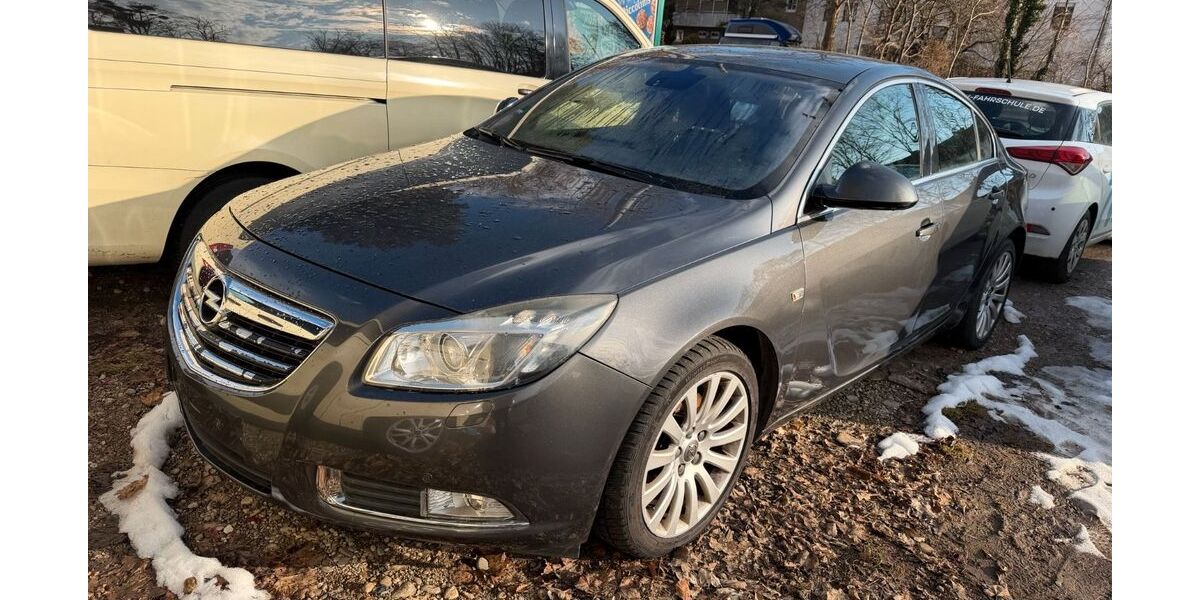 Opel Insignia 145.661 km 2.499 &euro; München - Pasing-Obermenzing 81243