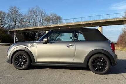Mini Cooper Cabrio 82.000 km 16.900 &euro; Unterföhring 85774