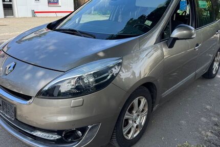 Renault Scenic 99.000 km 5.490 &euro; Höhenkirchen - Siegertsbrunn 85635