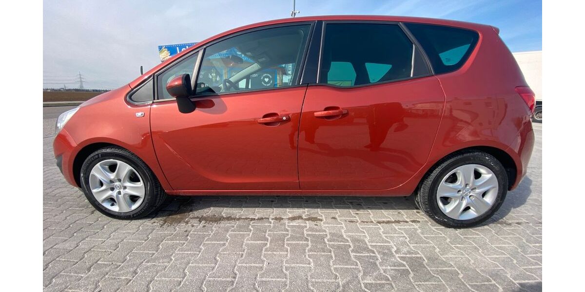 Opel Meriva 117.500 km 4.300 &euro; Neufarn 85646