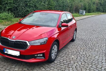 Skoda Fabia 5.800 km 16.777 &euro; München 80331