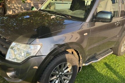 Mitsubishi Pajero 180.000 km 11.500 &euro; München 80995