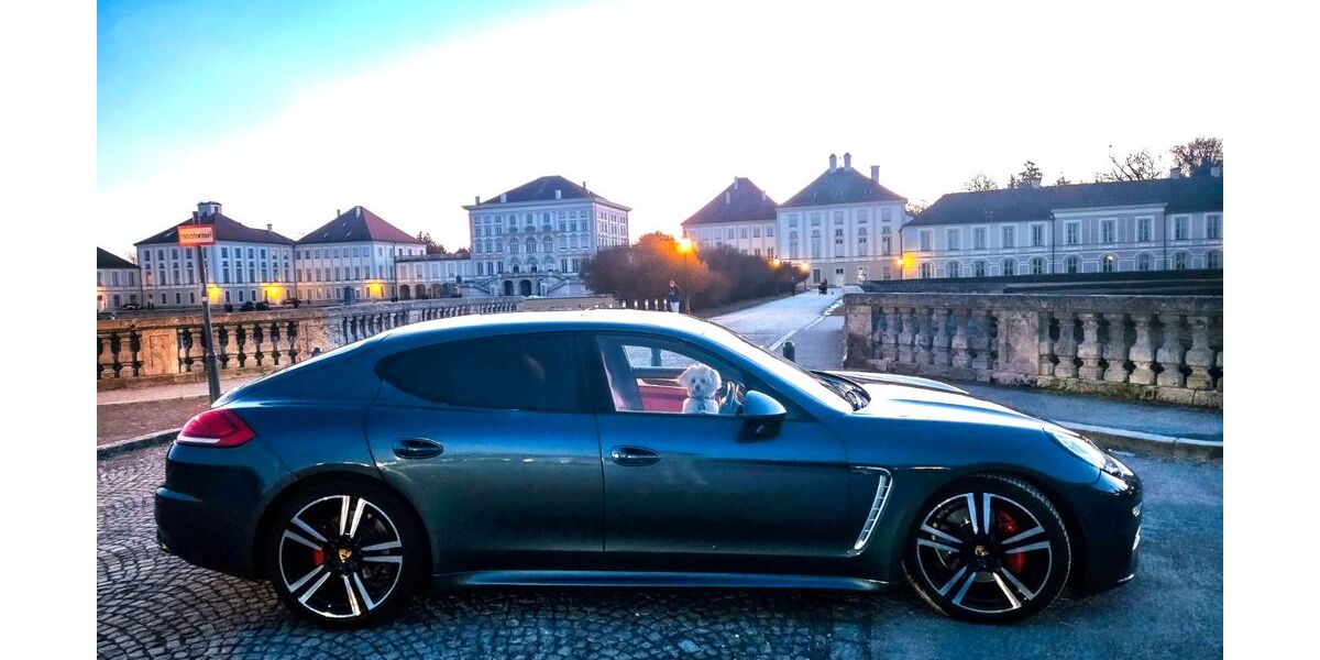 Porsche Panamera 241.000 km 22.900 &euro; München 80798