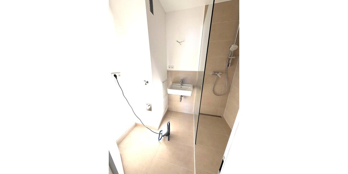 Etagenwohnung München Moosach - 3 Zimmer, 75 m&sup2;, 590.000&euro; | Angebot:27008060