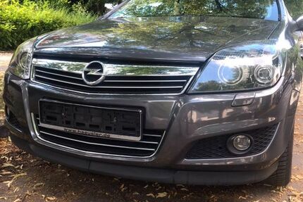 Opel Astra 221.700 km 1.999 &euro; München 81243