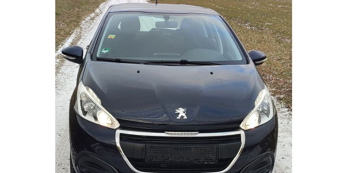 Peugeot 208 37.500 km 5.700 &euro; München 81249