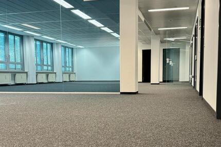 Gewerbeobjekt Hallbergmoos - 13&euro; | Angebot:23805895