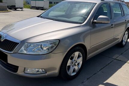Skoda Octavia 156.605 km 4.250 &euro; Fürstenfedbruck 82256