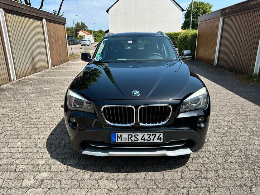 BMW X1 200.000 km 6.350 € München 81667