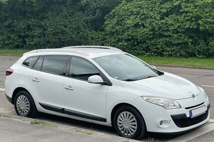 Renault Megane 214.547 km 3.400 &euro; München 81735