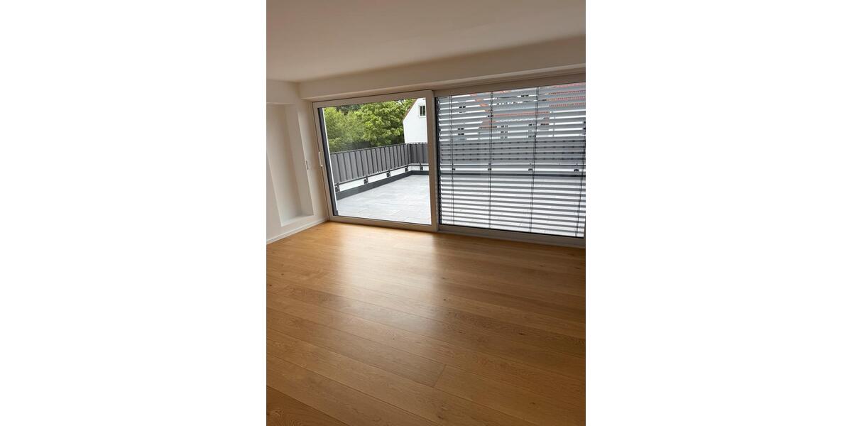 Etagenwohnung Dachau - 4 Zimmer, 92 m&sup2;, 2.600&euro; | Angebot:26549915