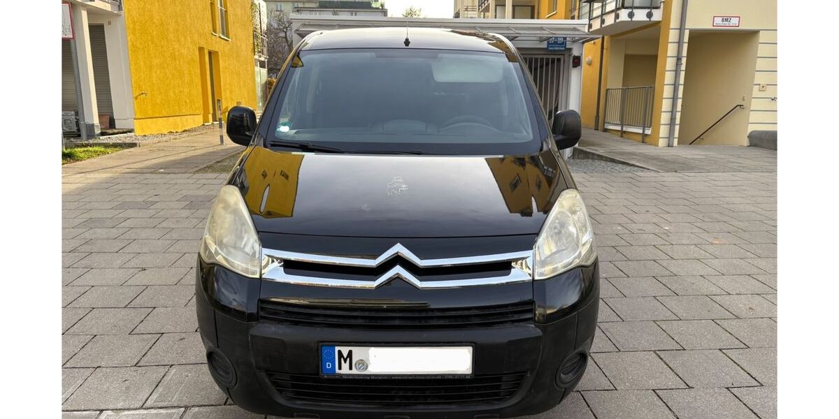 Citroen Berlingo 102.000 km 3.950 &euro; München 80807