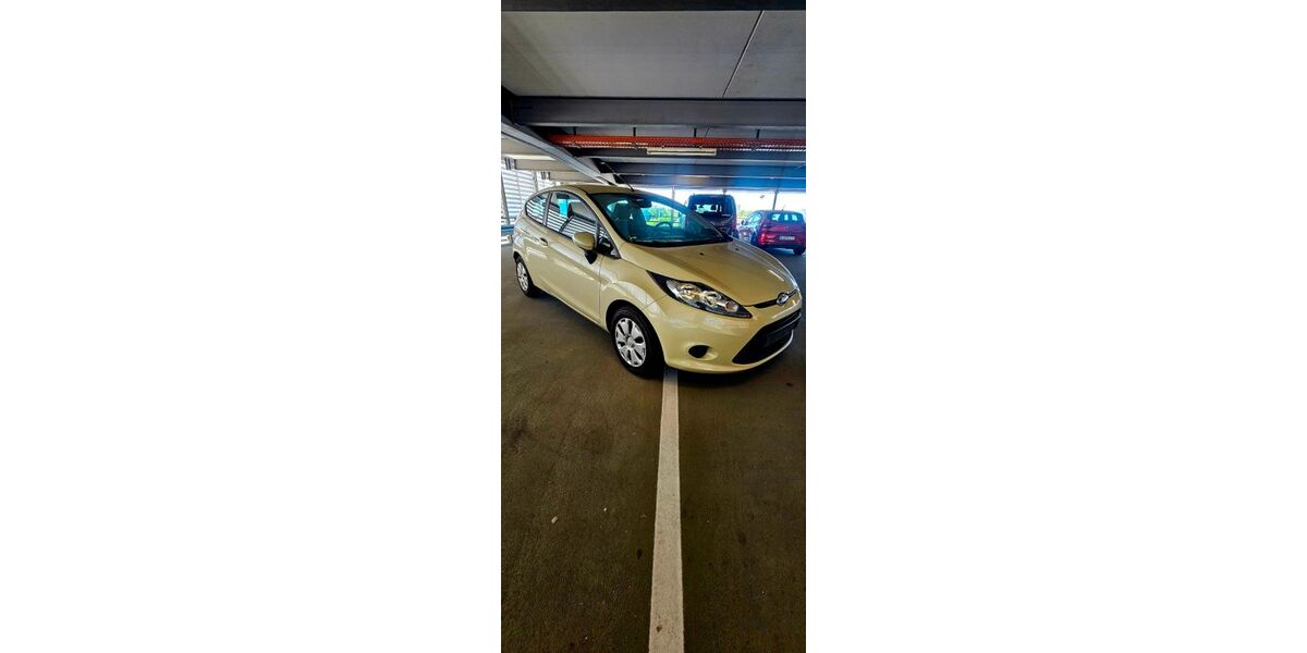 Ford Fiesta 238.700 km 2.400 &euro; MÜNCHEN 80997