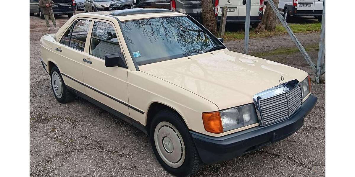 Mercedes-Benz 190 230.000 km 3.950 € München 81243