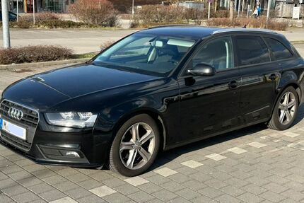 Audi A4 325.000 km 6.400 &euro; München 81475
