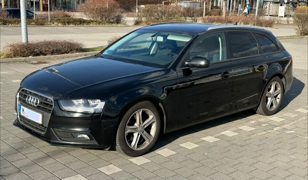 Audi A4 325.000 km 6.950 &euro; München 81475