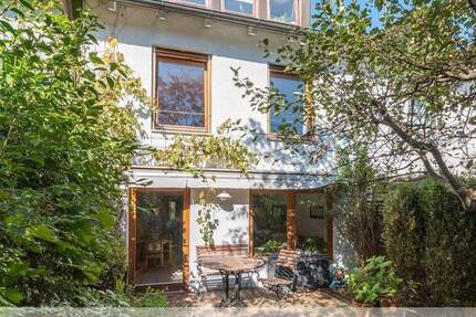 AIGNER - Ruhig gelegenes Reihenmittelhaus im Österreicher-Viertel mit Platz für die ganze Familie 5 zimmer