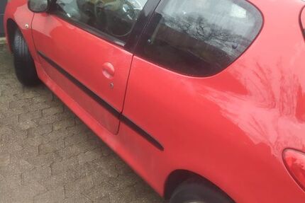 Peugeot 206 90.000 km 1.000 &euro; Unterschleißheim 85716