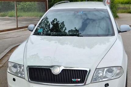 Skoda Octavia 270.000 km 2.650 &euro; München 81829