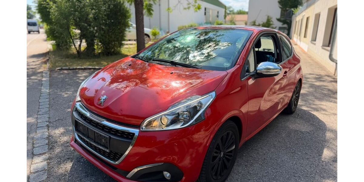 Peugeot 208 118.000 km 2.900 &euro; Hohenbrunn 85662