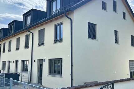 Haus München Allach-Untermenzing - 5 Zimmer, 138 m&sup2;, 2.920&euro; | Angebot:27429880